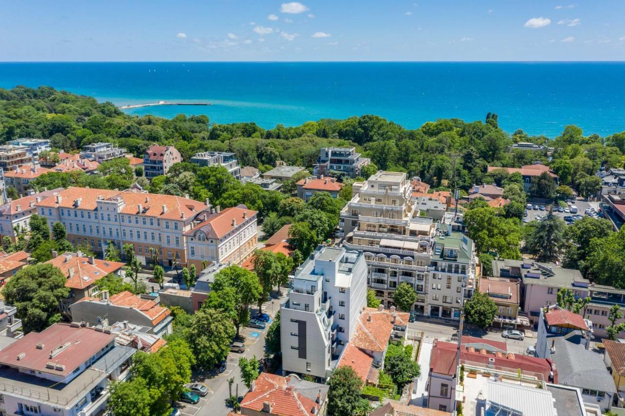 Varna Classic Apartments Екстер'єр фото